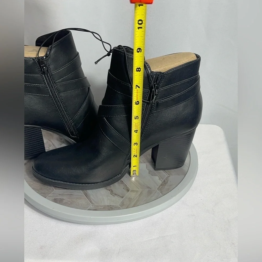 Style & Co ZETAA Black Ankle Boots 10M Block Heel Buckle Strap Zip NWB